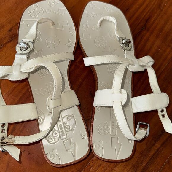 Marc Jacobs “Turlock” Skull Star Patent Leather Thong Sandals sz 39.5 -RUN SMALL - Picture 5 of 15